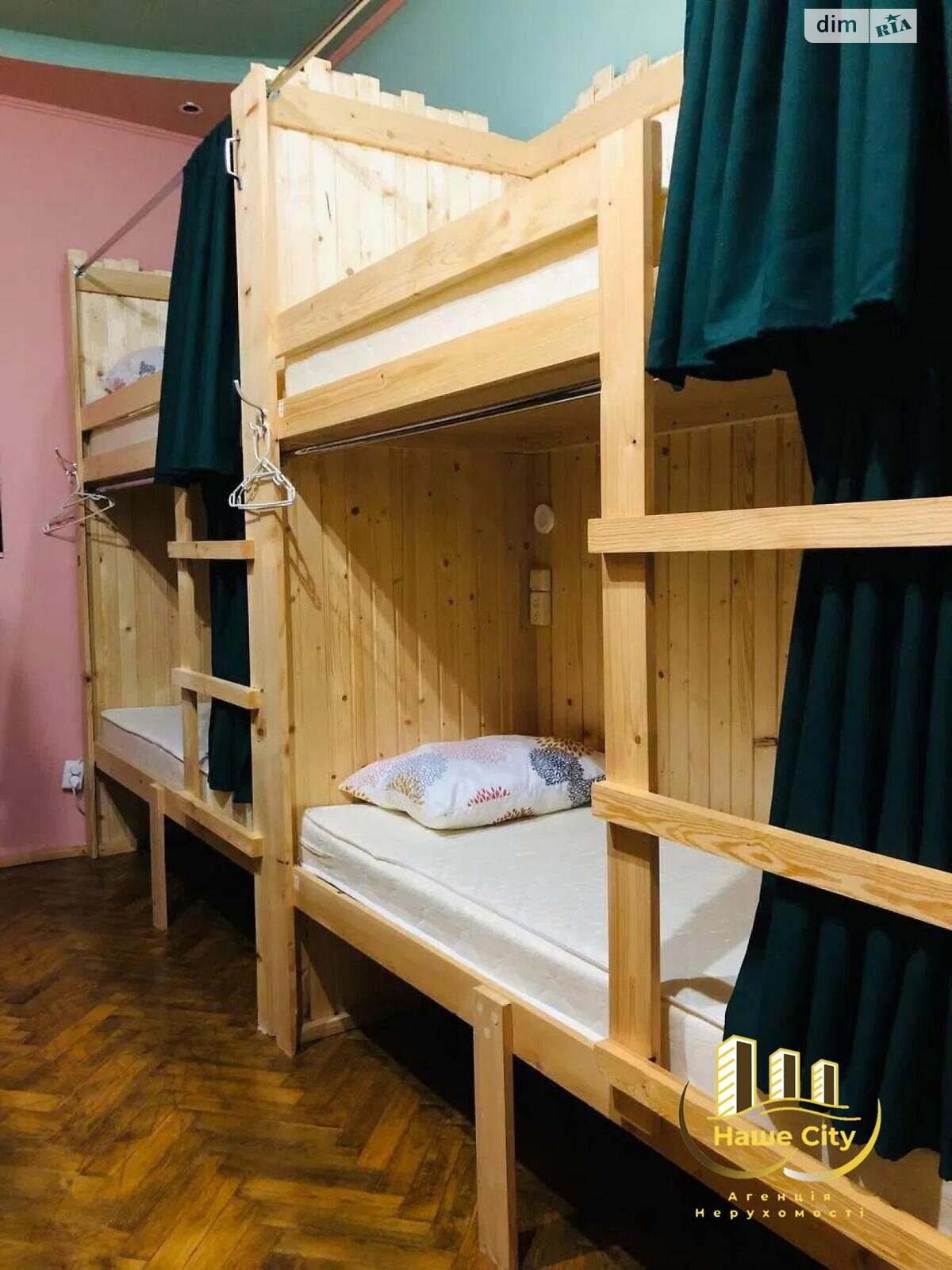 Продаж п`ятикімнатної квартири в Львові, на вул. Лазнева 8, район Галицький фото 1 Продаж п`ятикімнатної квартири в Львові, на вул. Лазнева 8, район Галицький фото 1