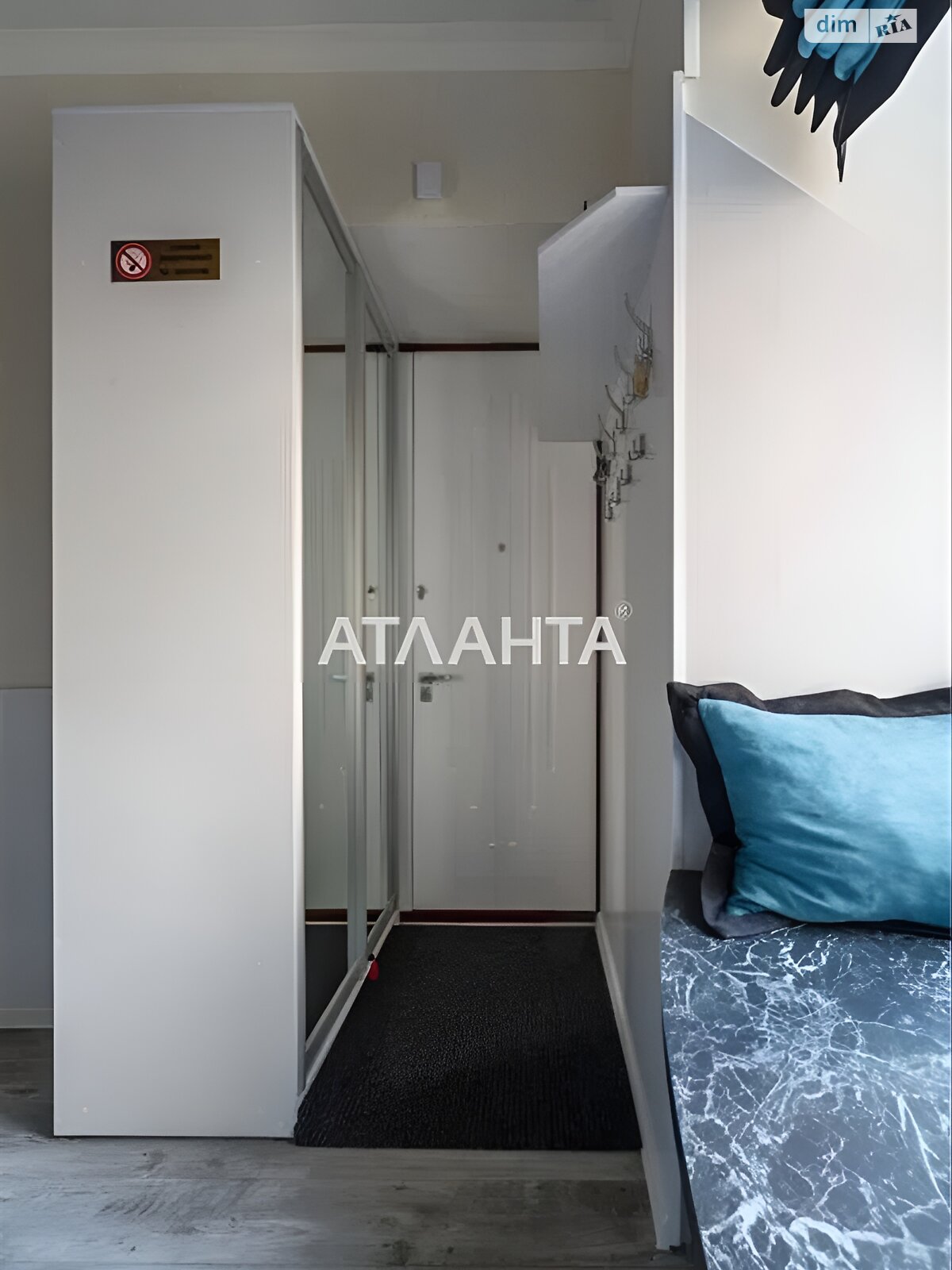 Продажа однокомнатной квартиры в Львове, на ул. Меретина, район Галицкий фото 3 Продажа однокомнатной квартиры в Львове, на ул. Меретина, район Галицкий фото 3