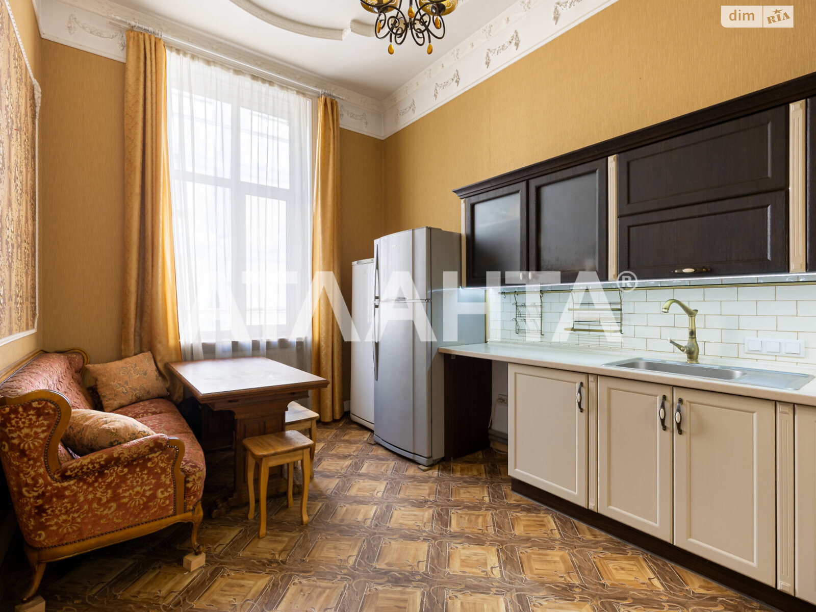 Продажа трехкомнатной квартиры в Львове, на ул. Огиенко Ивана, район Галицкий фото 1 Продажа трехкомнатной квартиры в Львове, на ул. Огиенко Ивана, район Галицкий фото 1