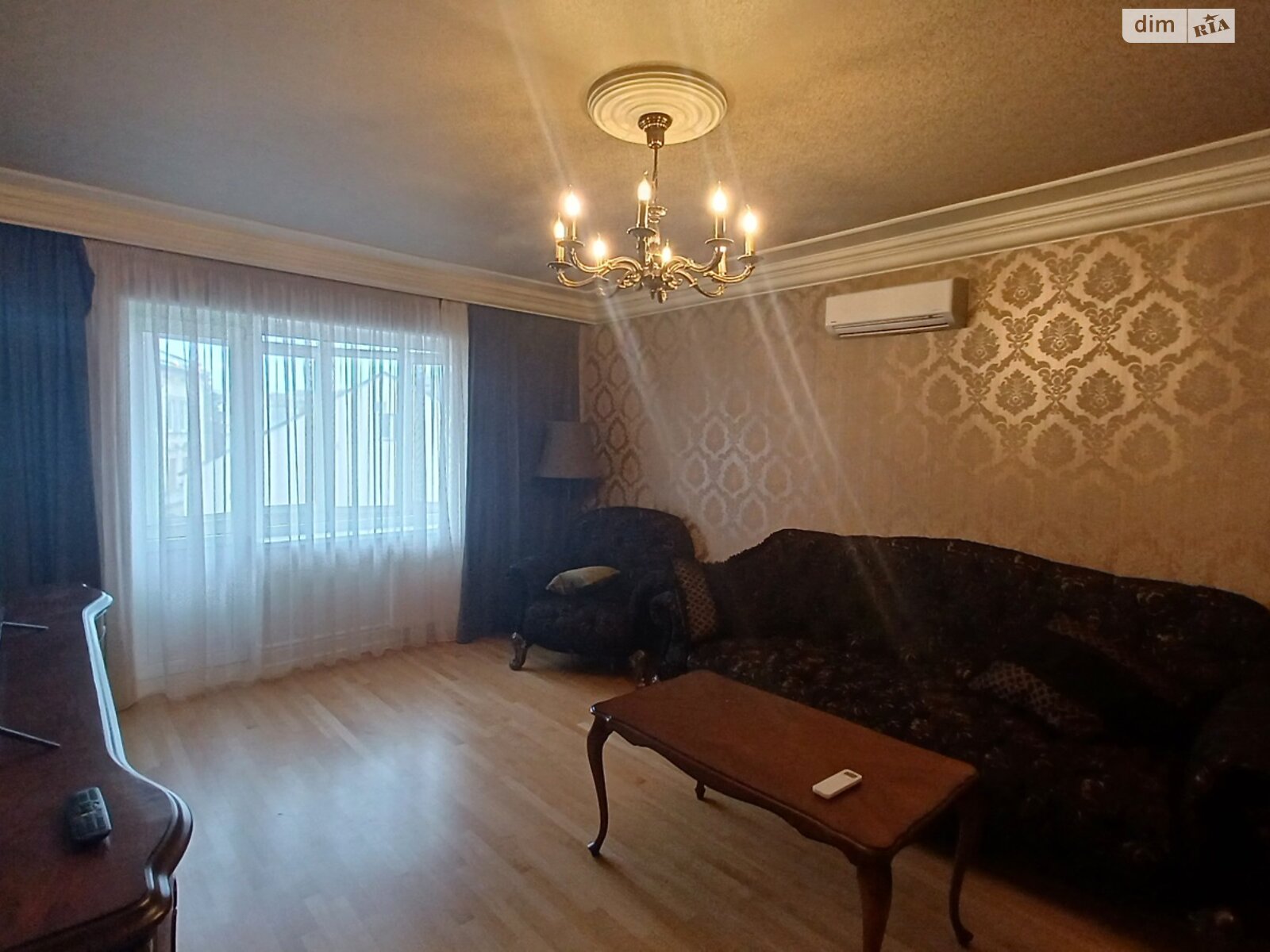 Продаж трикімнатної квартири в Львові, на вул. Римлянина, район Галицький фото 1 Продаж трикімнатної квартири в Львові, на вул. Римлянина, район Галицький фото 1