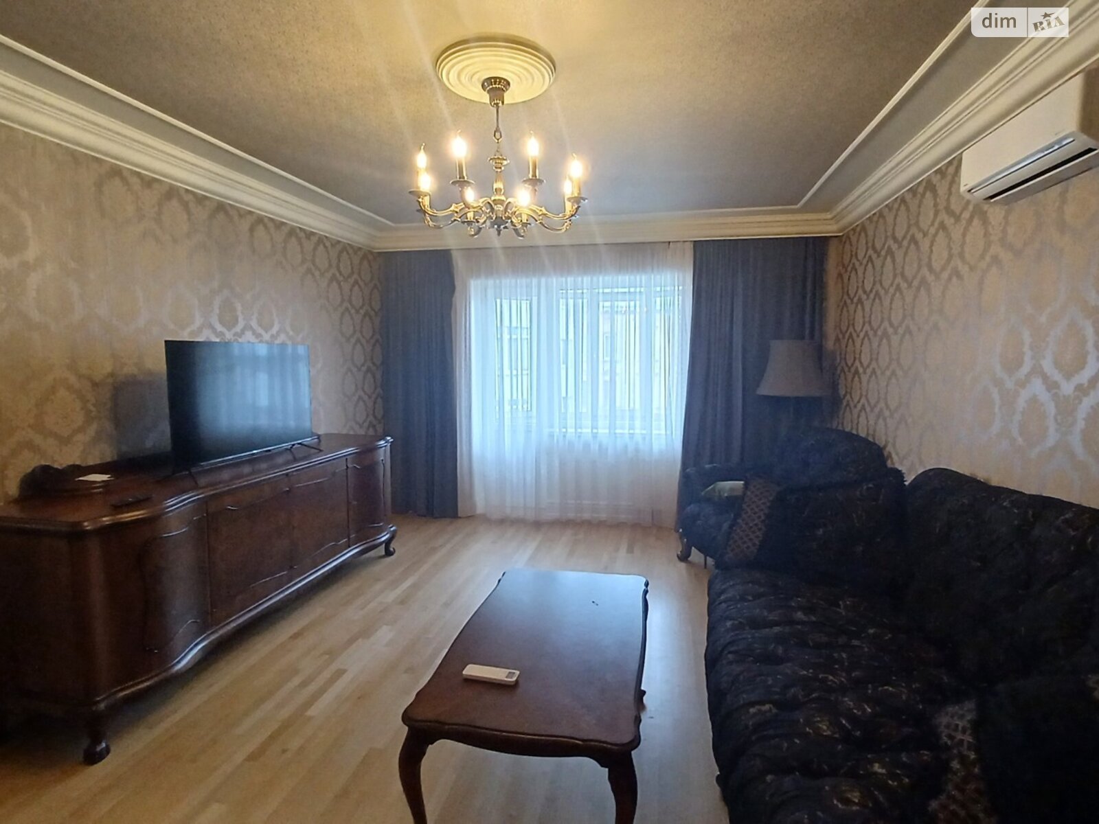 Продаж трикімнатної квартири в Львові, на вул. Римлянина, район Галицький фото 1 Продаж трикімнатної квартири в Львові, на вул. Римлянина, район Галицький фото 1