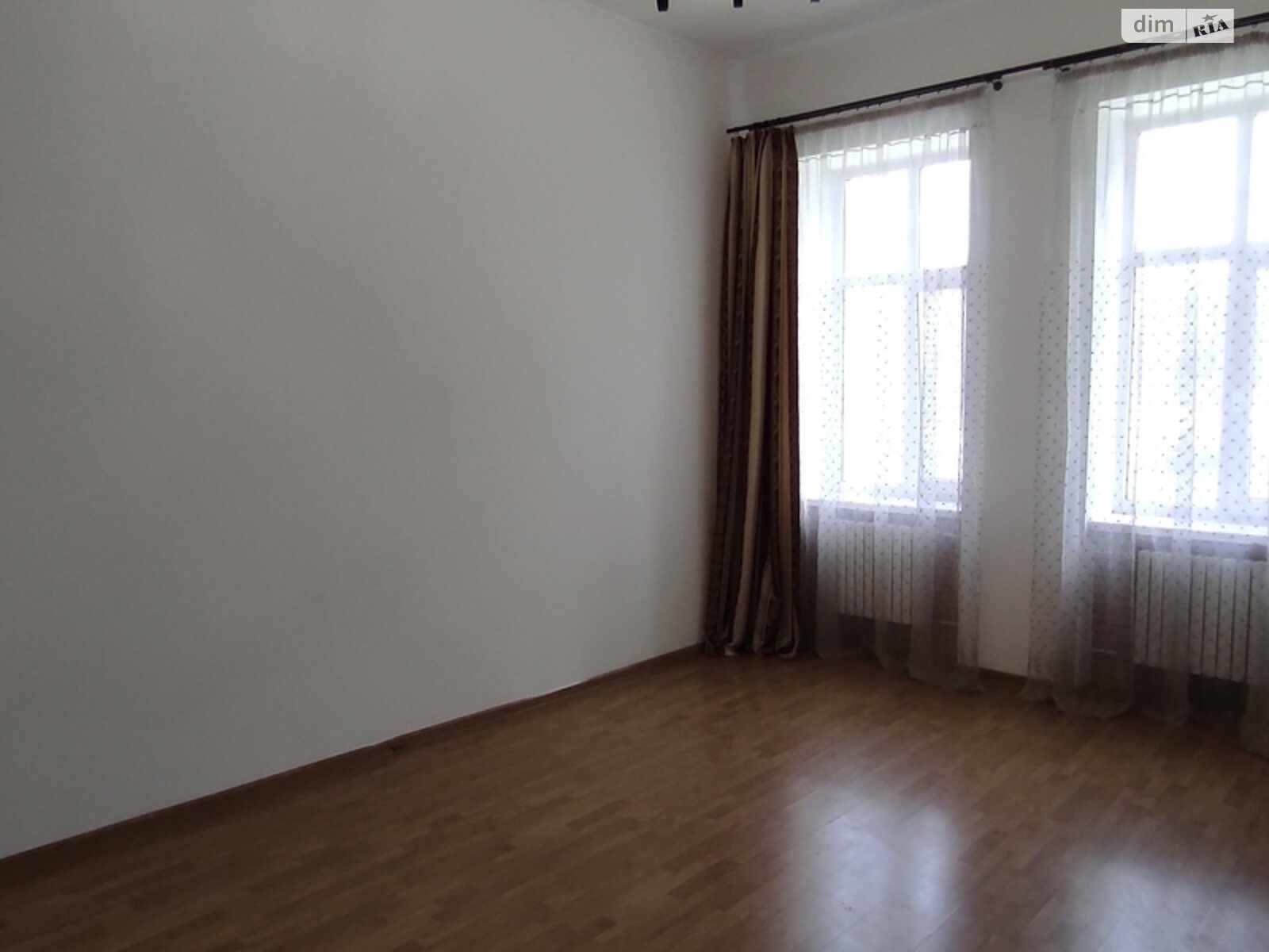 Продажа трехкомнатной квартиры в Львове, на ул. Руставели Шота 10А, район Галицкий фото 1