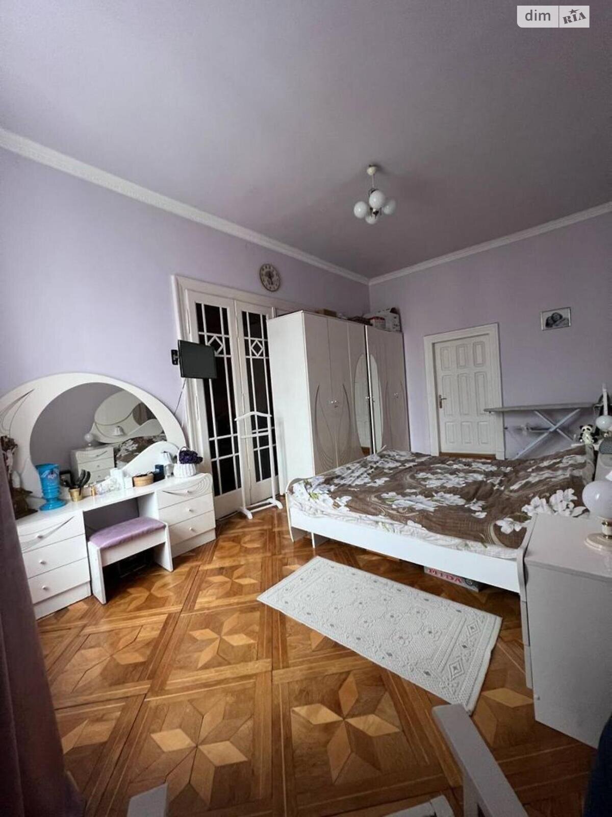 Продажа трехкомнатной квартиры в Львове, на просп. Шевченко, район Галицкий фото 1 Продажа трехкомнатной квартиры в Львове, на просп. Шевченко, район Галицкий фото 1