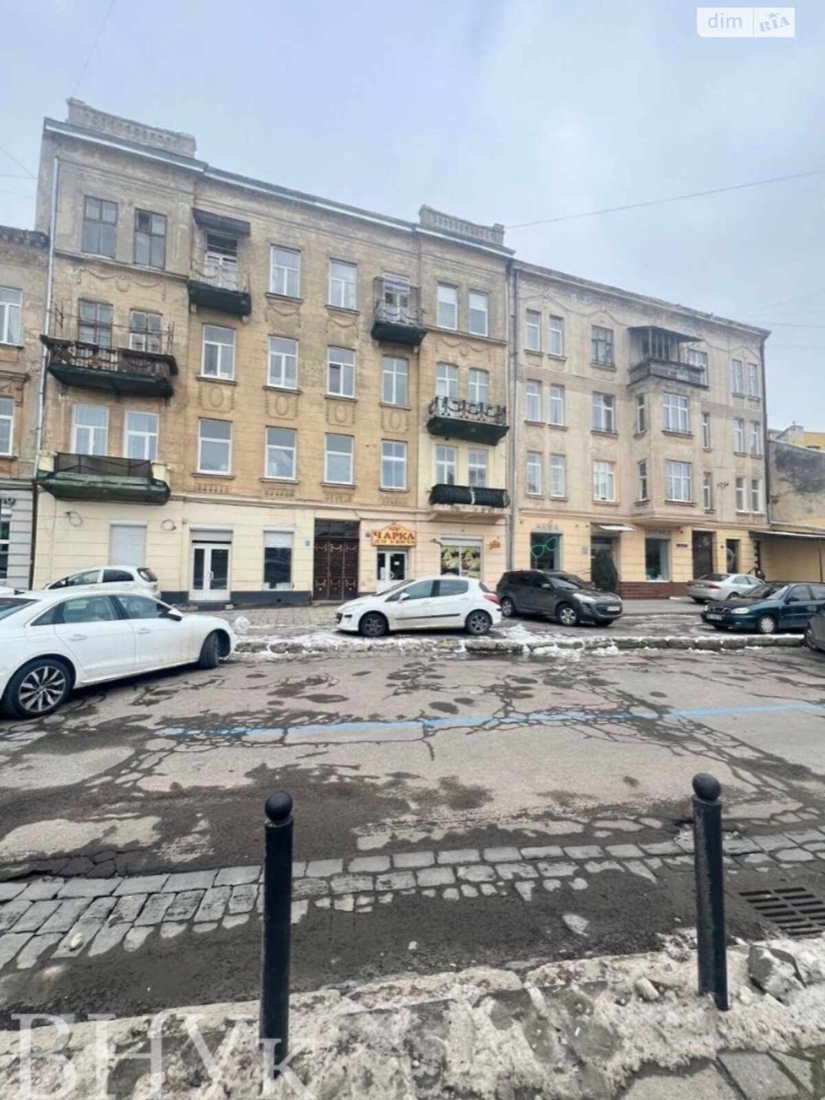 Продажа однокомнатной квартиры в Львове, на пл. Святого Теодора, район Галицкий фото 1 Продажа однокомнатной квартиры в Львове, на пл. Святого Теодора, район Галицкий фото 1