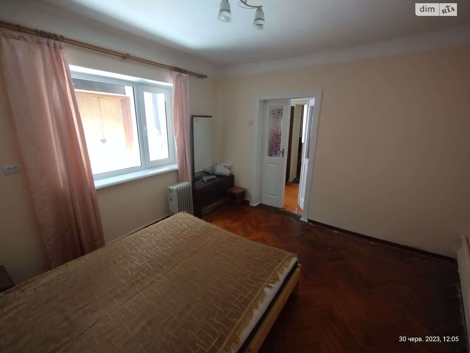Продажа трехкомнатной квартиры в Львове, на ул. Замарстиновская, район Галицкий фото 1