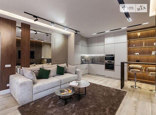 Продажа пятикомнатной квартиры в Львове, на ул. Стефаника 11, район Галицкий фото 1 Продажа пятикомнатной квартиры в Львове, на ул. Стефаника 11, район Галицкий фото 1