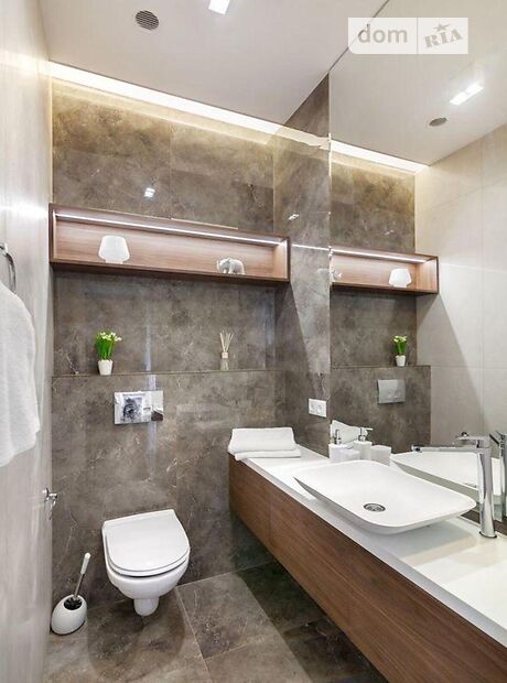 Продажа пятикомнатной квартиры в Львове, на ул. Стефаника 11, район Галицкий фото 1 Продажа пятикомнатной квартиры в Львове, на ул. Стефаника 11, район Галицкий фото 1