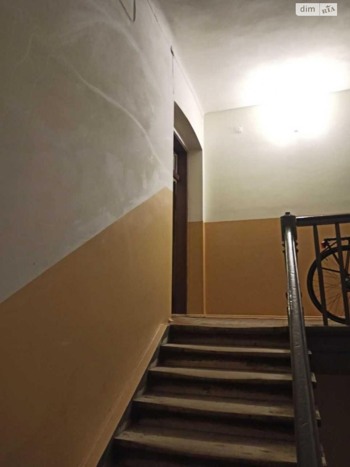 Продажа трехкомнатной квартиры в Львове, на ул. Кобылянской 8, район Лычаков фото 1 Продажа трехкомнатной квартиры в Львове, на ул. Кобылянской 8, район Лычаков фото 1
