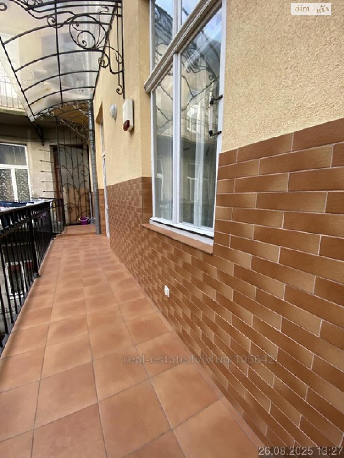 Продажа двухкомнатной квартиры в Львове, на Поповича Омеляна 10, район Галицкий фото 1