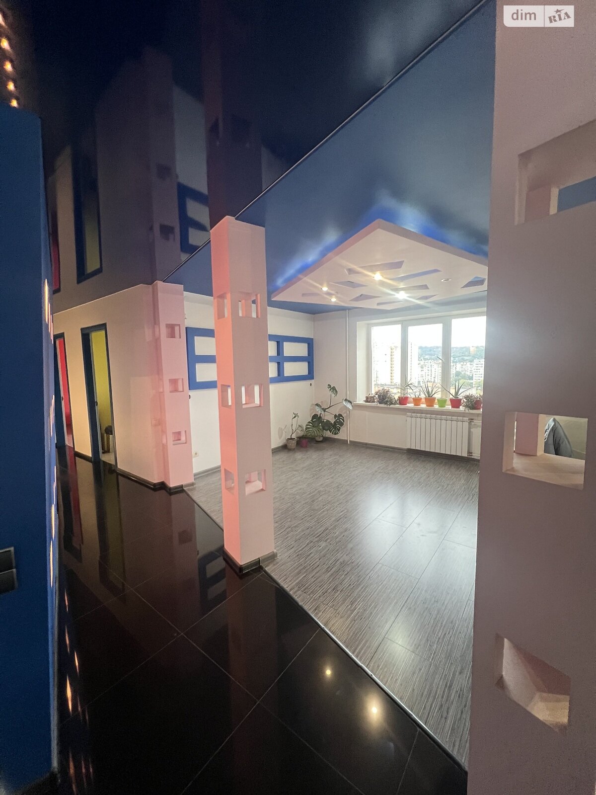 Продаж чотирикімнатної квартири в Львові, на просп. Чорновола В'ячеслава, район Голоско фото 1 Продаж чотирикімнатної квартири в Львові, на просп. Чорновола В'ячеслава, район Голоско фото 1