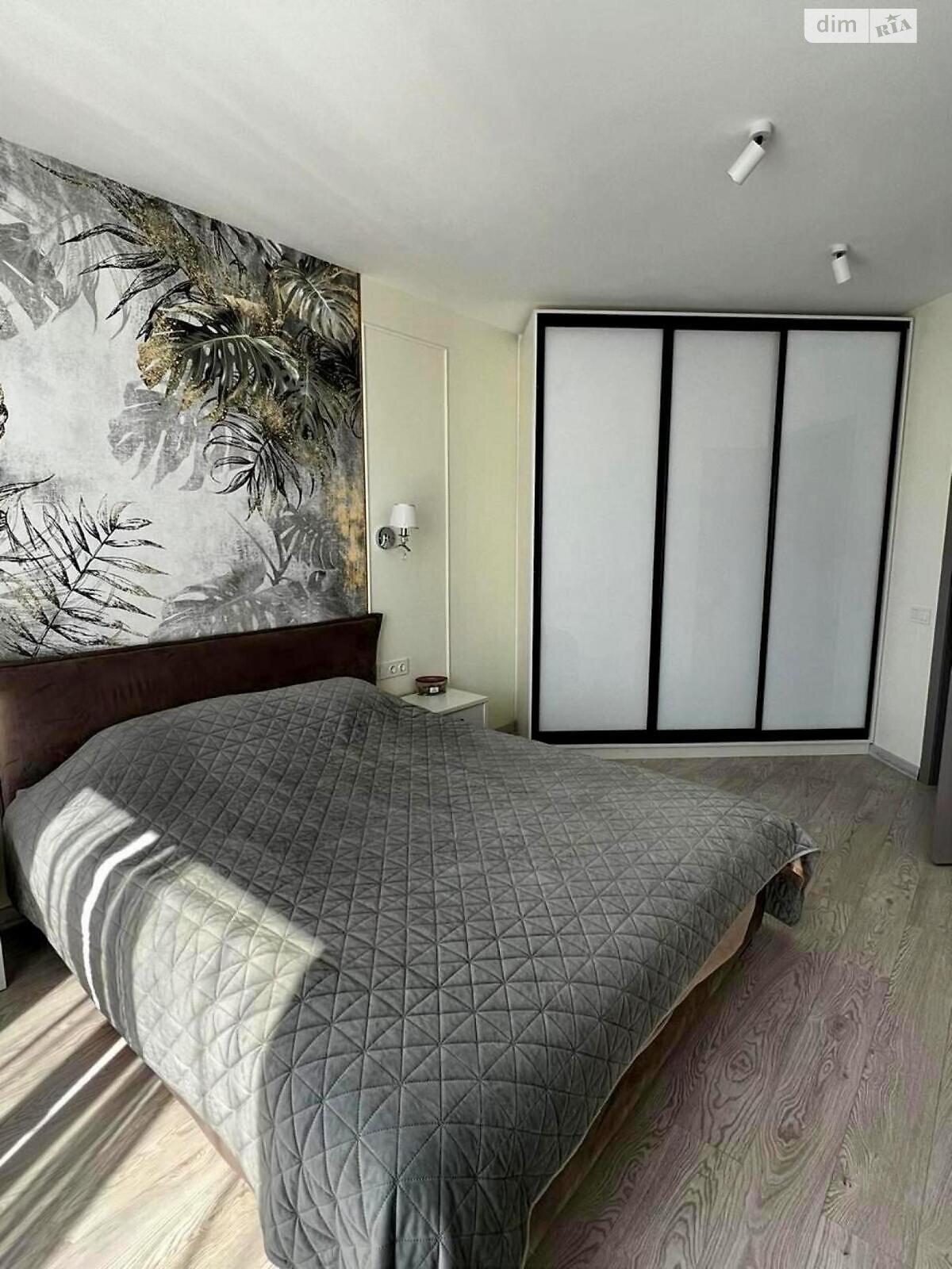 Продажа двухкомнатной квартиры в Львове, на просп. Черновола Вячеслава 77, район Голоско фото 1 Продажа двухкомнатной квартиры в Львове, на просп. Черновола Вячеслава 77, район Голоско фото 1