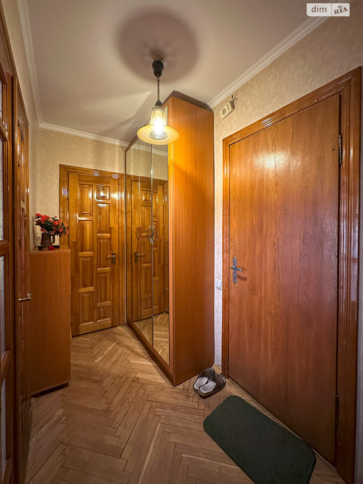 Продажа трехкомнатной квартиры в Львове, на ул. Панча Петра 18, район Голоско фото 1 Продажа трехкомнатной квартиры в Львове, на ул. Панча Петра 18, район Голоско фото 1