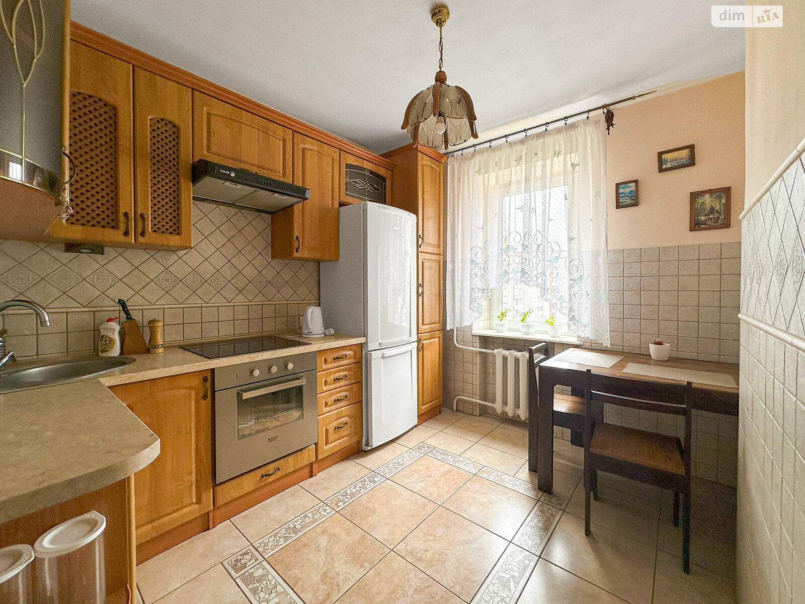 Продажа трехкомнатной квартиры в Львове, на ул. Панча Петра 18, район Голоско фото 1 Продажа трехкомнатной квартиры в Львове, на ул. Панча Петра 18, район Голоско фото 1