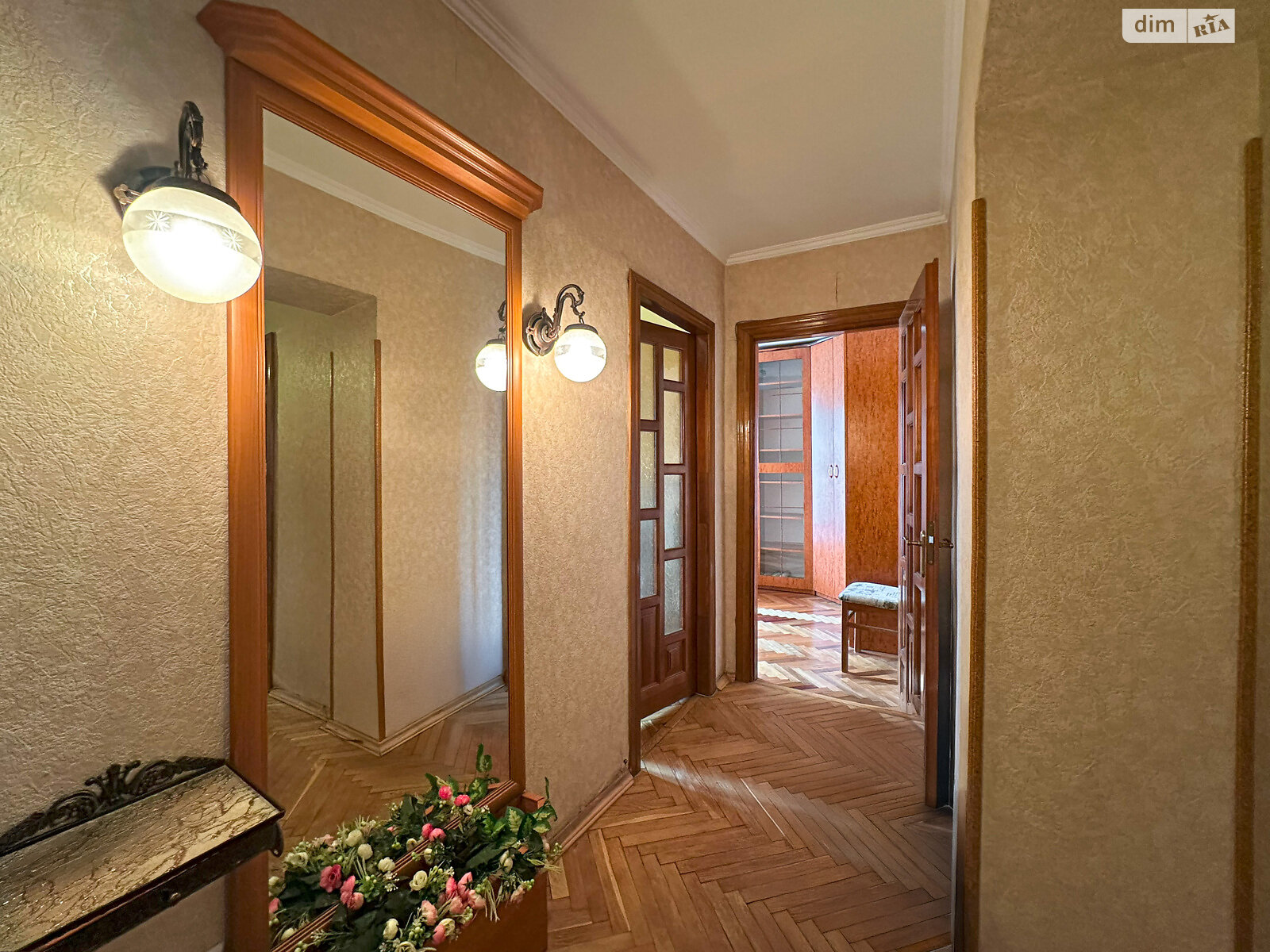 Продажа трехкомнатной квартиры в Львове, на ул. Панча Петра 18, район Голоско фото 1 Продажа трехкомнатной квартиры в Львове, на ул. Панча Петра 18, район Голоско фото 1
