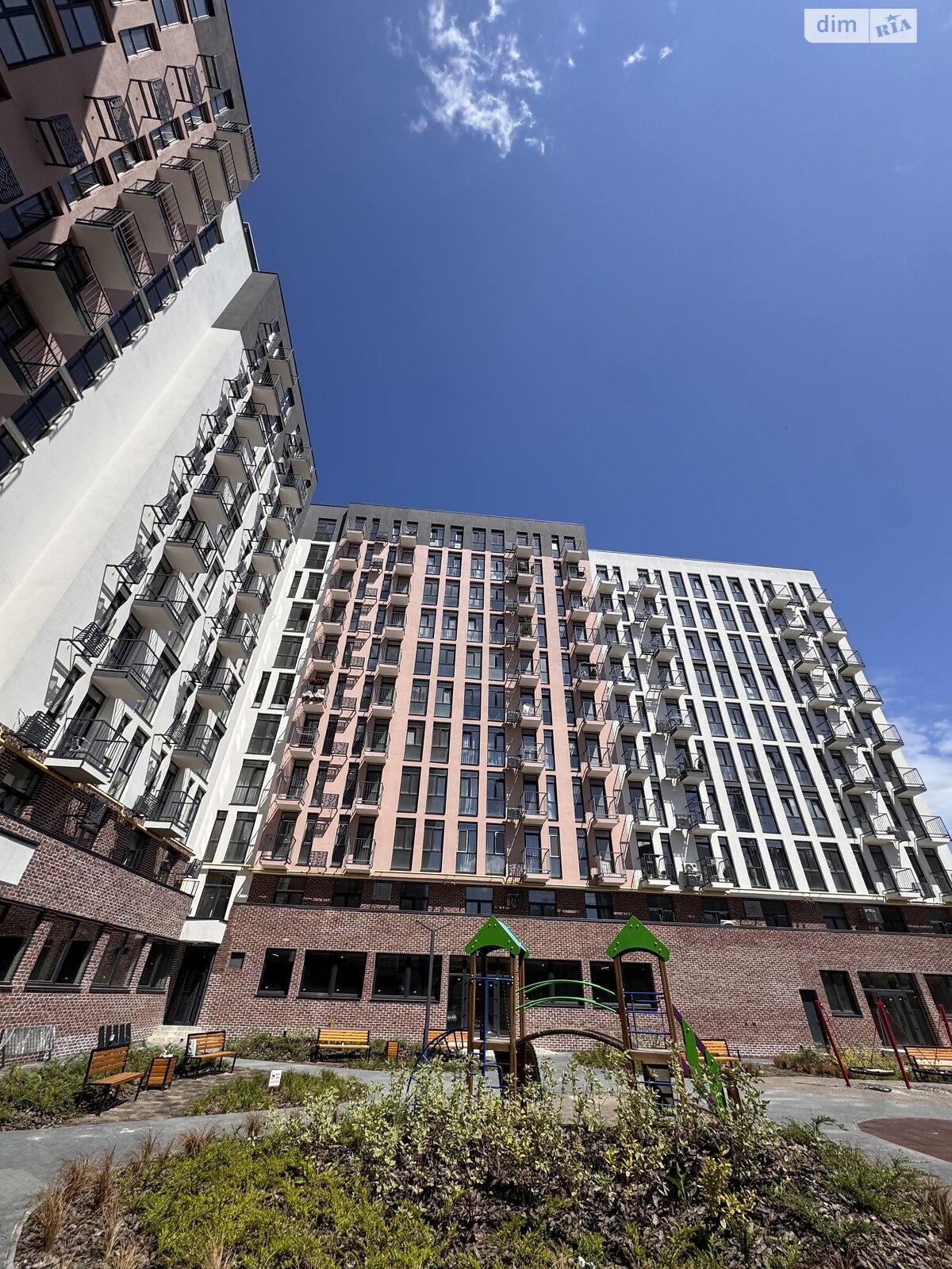 Продажа двухкомнатной квартиры в Львове, на ул. Под Голоском 16, район Голоско фото 1 Продажа двухкомнатной квартиры в Львове, на ул. Под Голоском 16, район Голоско фото 1