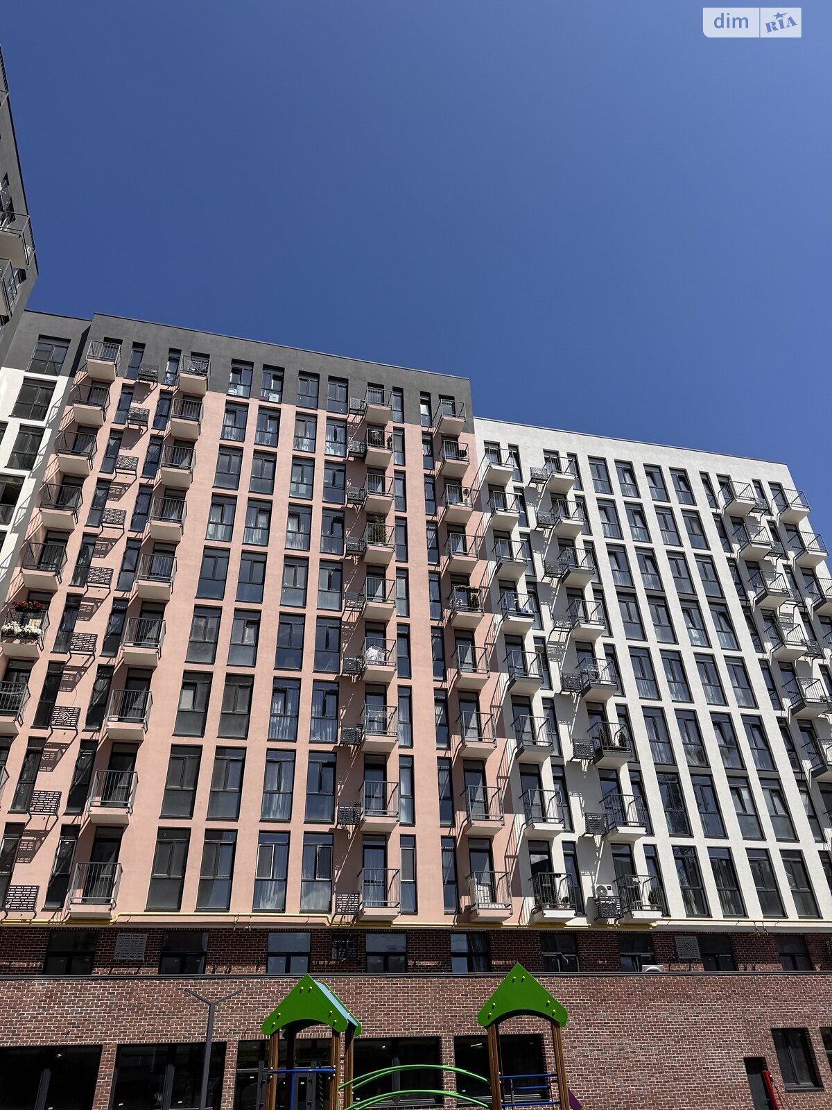 Продажа двухкомнатной квартиры в Львове, на ул. Под Голоском 16, район Голоско фото 1 Продажа двухкомнатной квартиры в Львове, на ул. Под Голоском 16, район Голоско фото 1