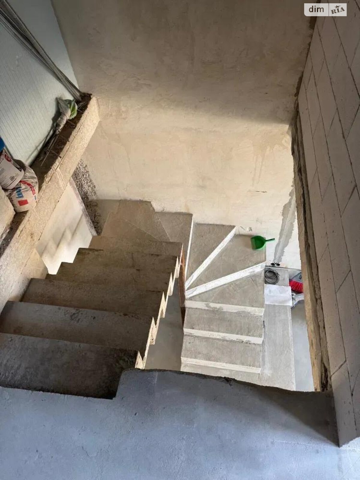 Продажа трехкомнатной квартиры в Львове, на ул. Под Голоском, район Голоско фото 1 Продажа трехкомнатной квартиры в Львове, на ул. Под Голоском, район Голоско фото 1