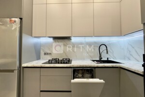 Продаж однокімнатної квартири в Львові, на вул. Під Голоском 16, район Голоско фото 2