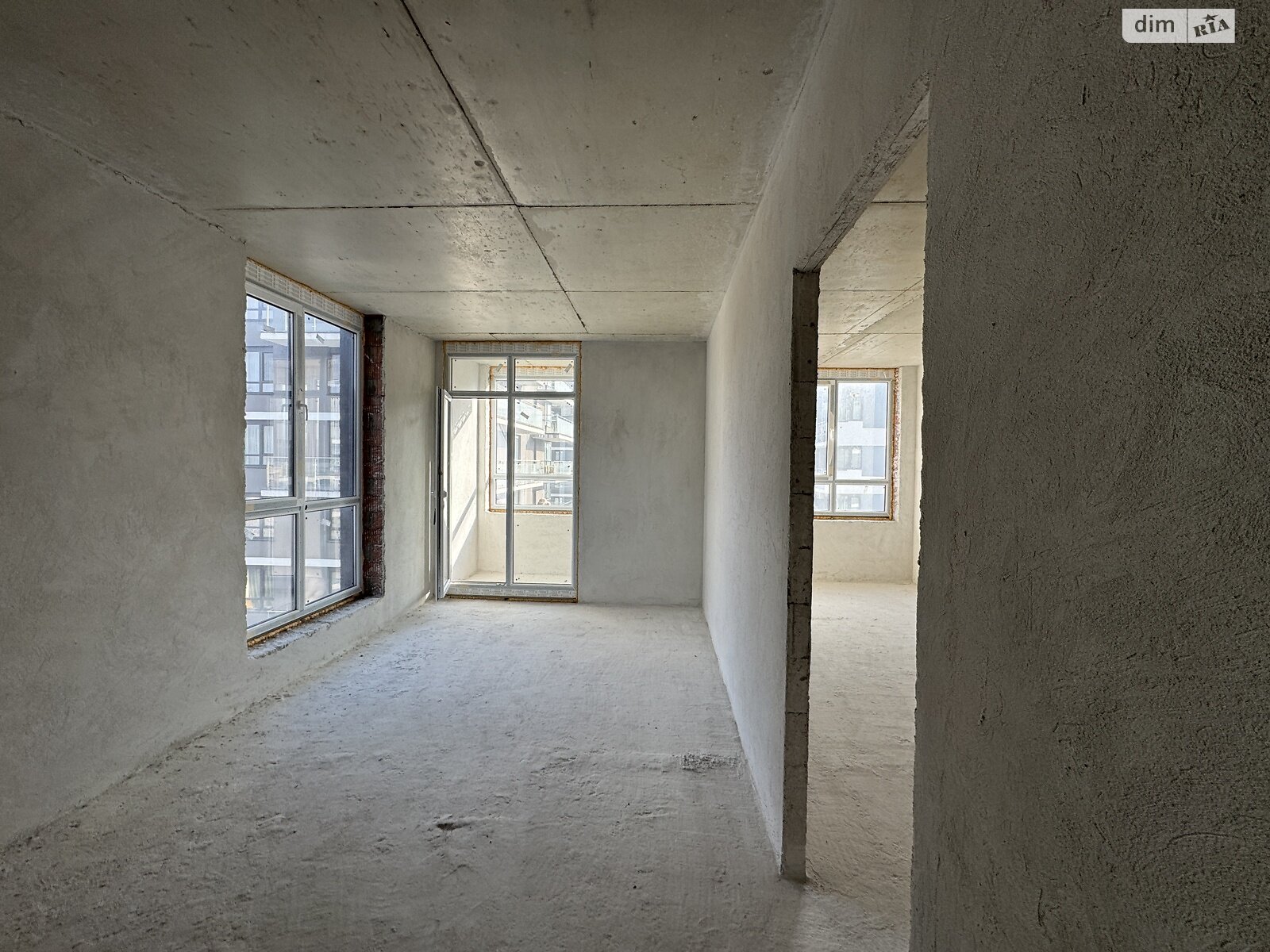 Продажа трехкомнатной квартиры в Львове, на ул. Топольная 4Б, район Голоско фото 1 Продажа трехкомнатной квартиры в Львове, на ул. Топольная 4Б, район Голоско фото 1