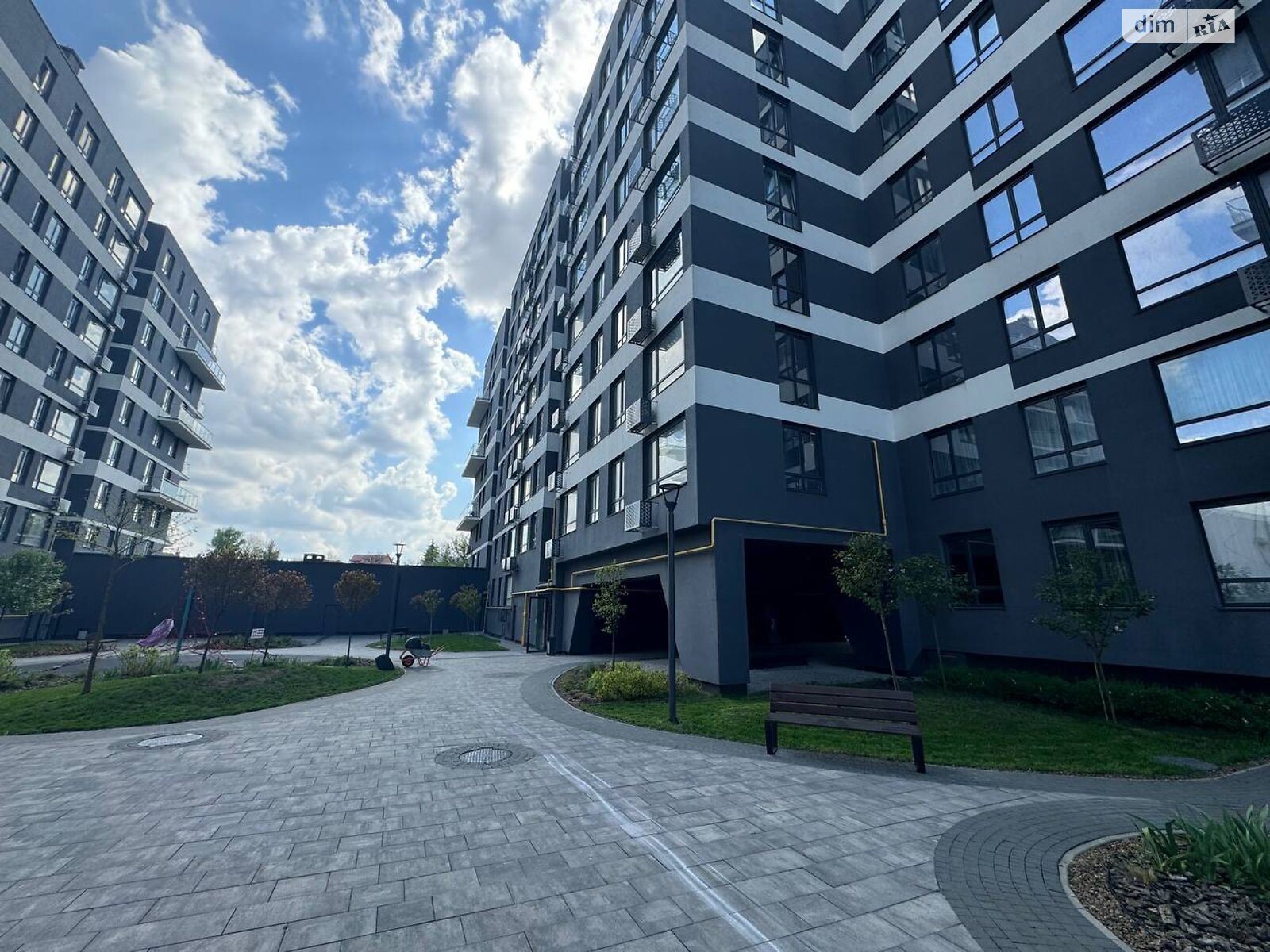 Продажа двухкомнатной квартиры в Львове, на ул. Топольная 4Г, район Голоско фото 1 Продажа двухкомнатной квартиры в Львове, на ул. Топольная 4Г, район Голоско фото 1