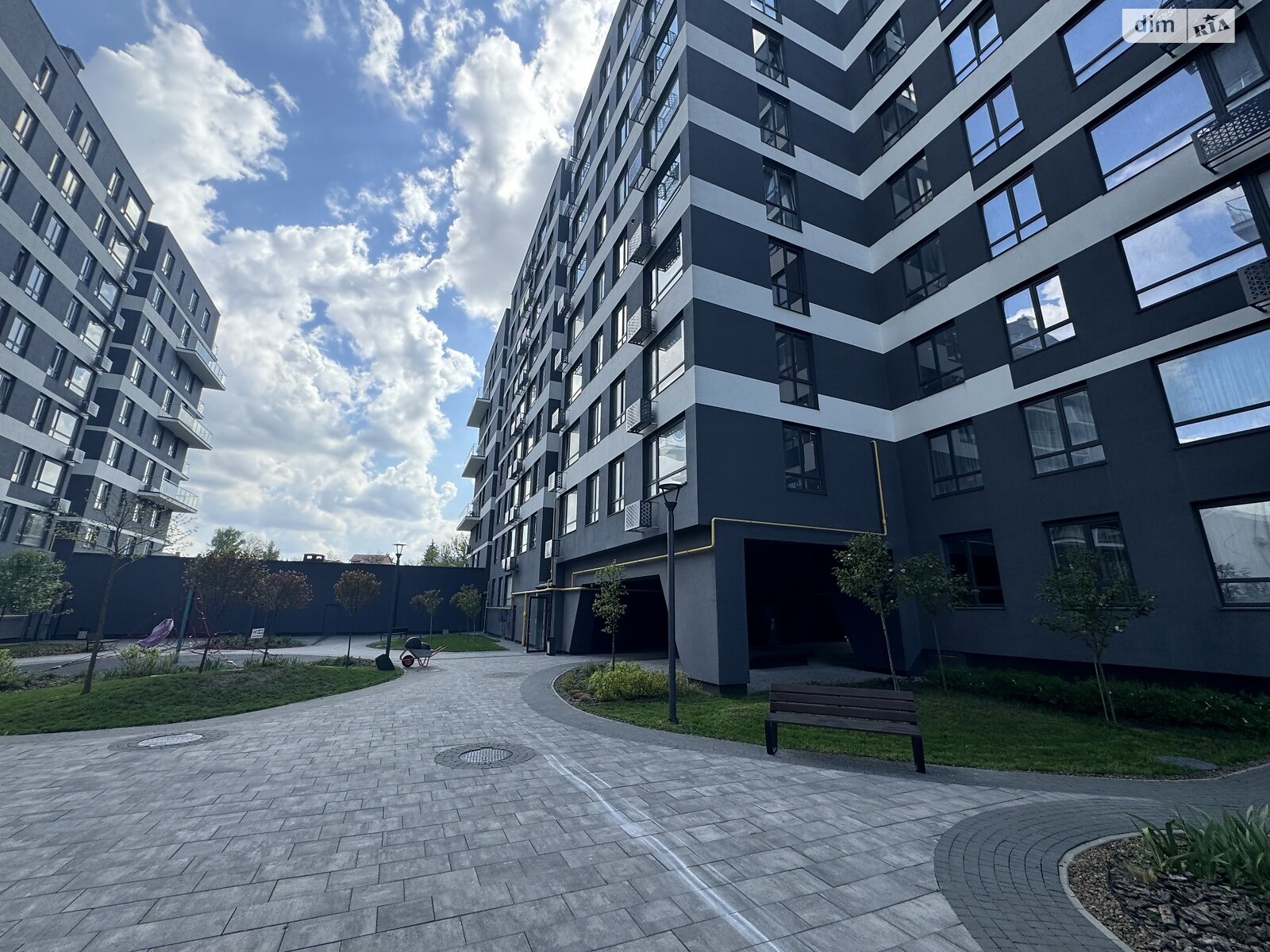 Продажа двухкомнатной квартиры в Львове, на ул. Топольная 4Г, район Голоско фото 1 Продажа двухкомнатной квартиры в Львове, на ул. Топольная 4Г, район Голоско фото 1