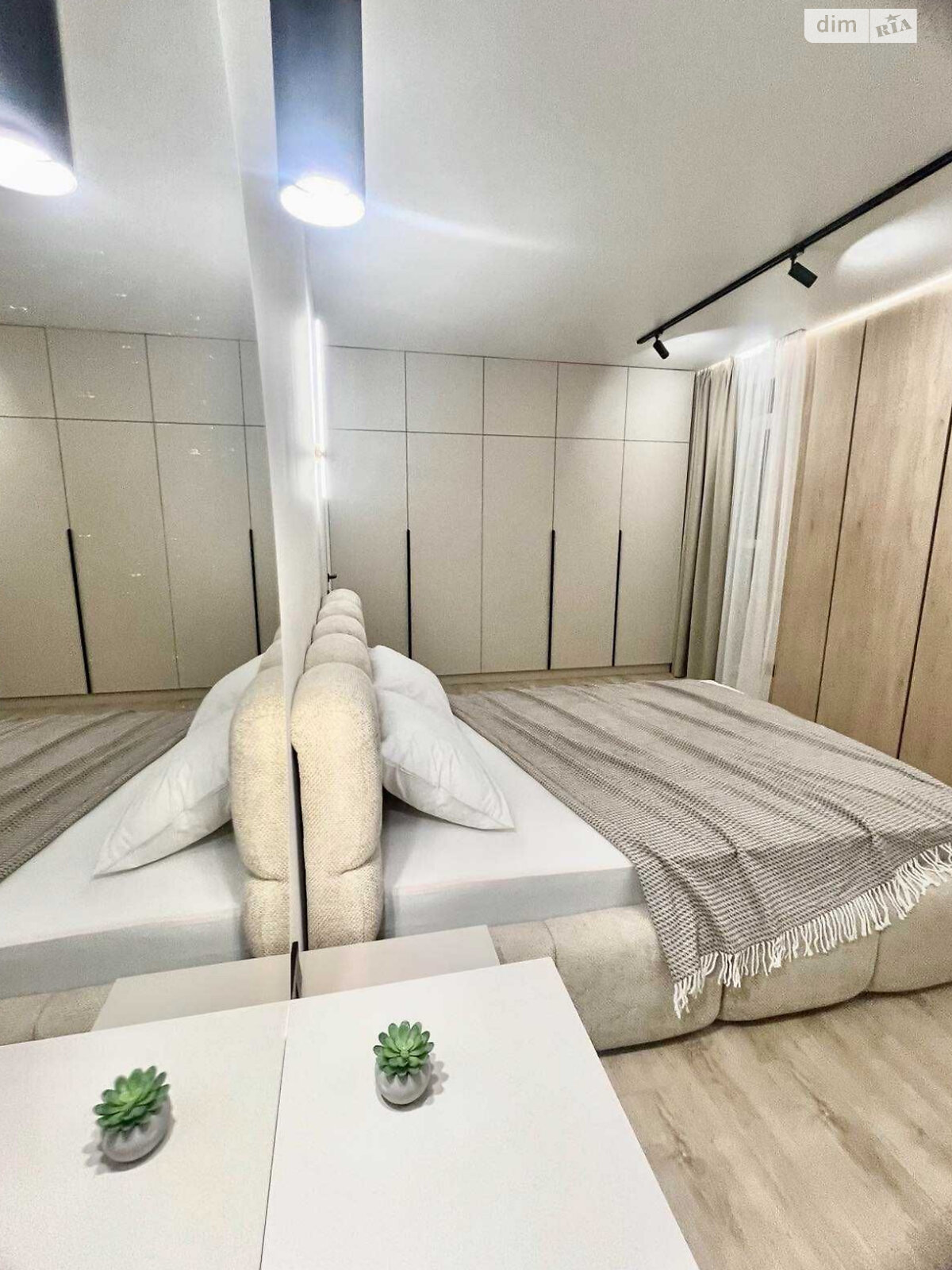 Продаж двокімнатної квартири в Львові, на вул. Топольна 4, район Голоско фото 1 Продаж двокімнатної квартири в Львові, на вул. Топольна 4, район Голоско фото 1