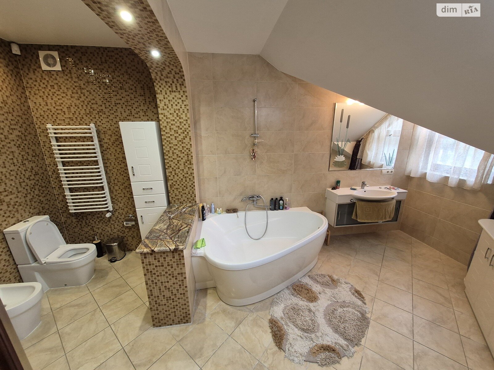 Продаж трикімнатної квартири в Львові, на вул. Замарстинівська 240, район Голоско фото 1 Продаж трикімнатної квартири в Львові, на вул. Замарстинівська 240, район Голоско фото 1