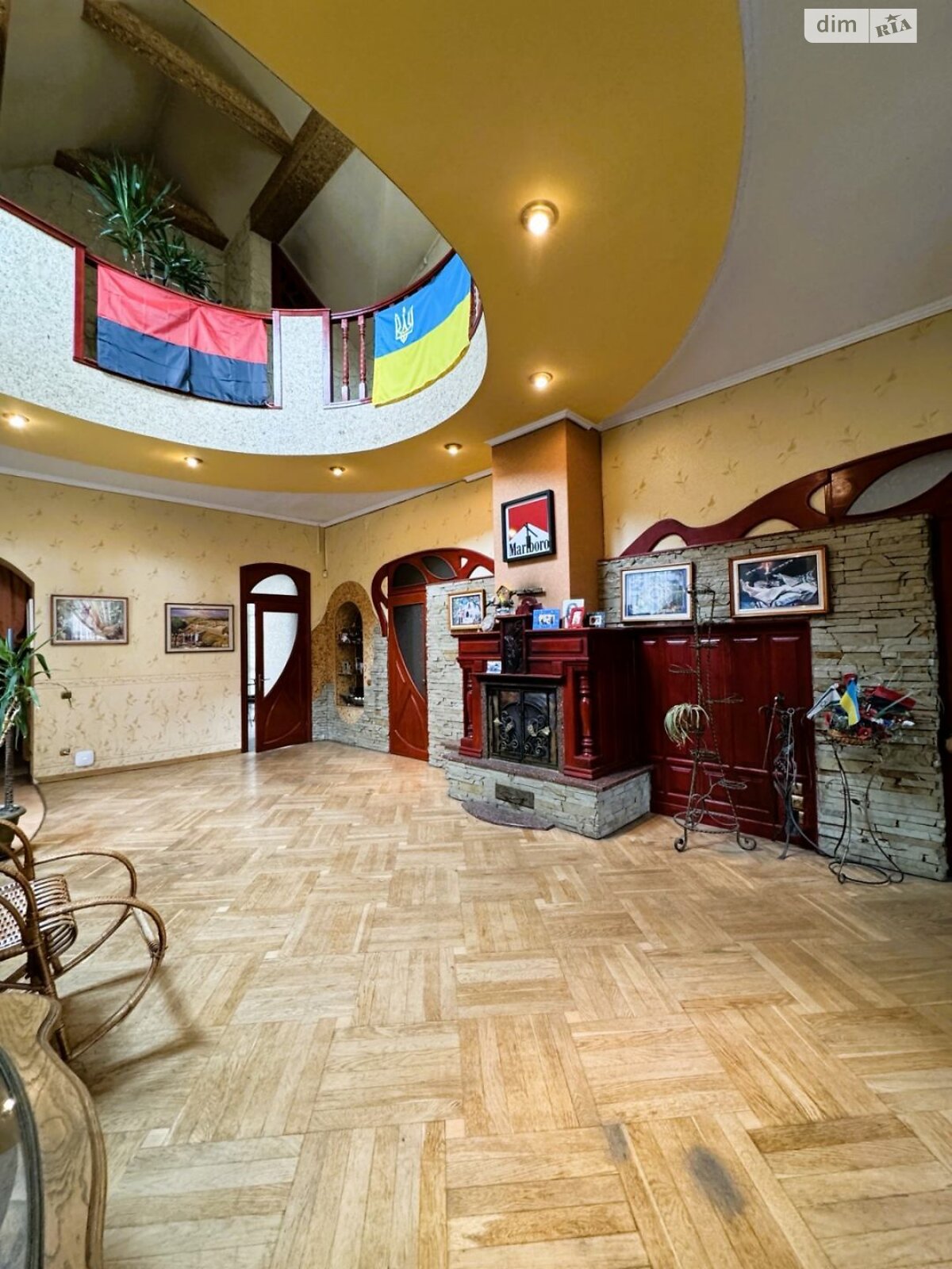 Продажа пятикомнатной квартиры в Львове, на ул. Гушалевича, фото 1