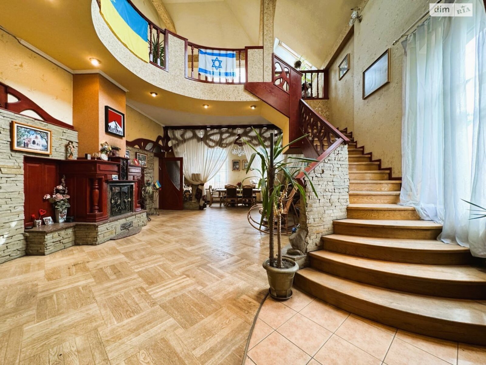 Продажа пятикомнатной квартиры в Львове, на ул. Гушалевича, фото 1