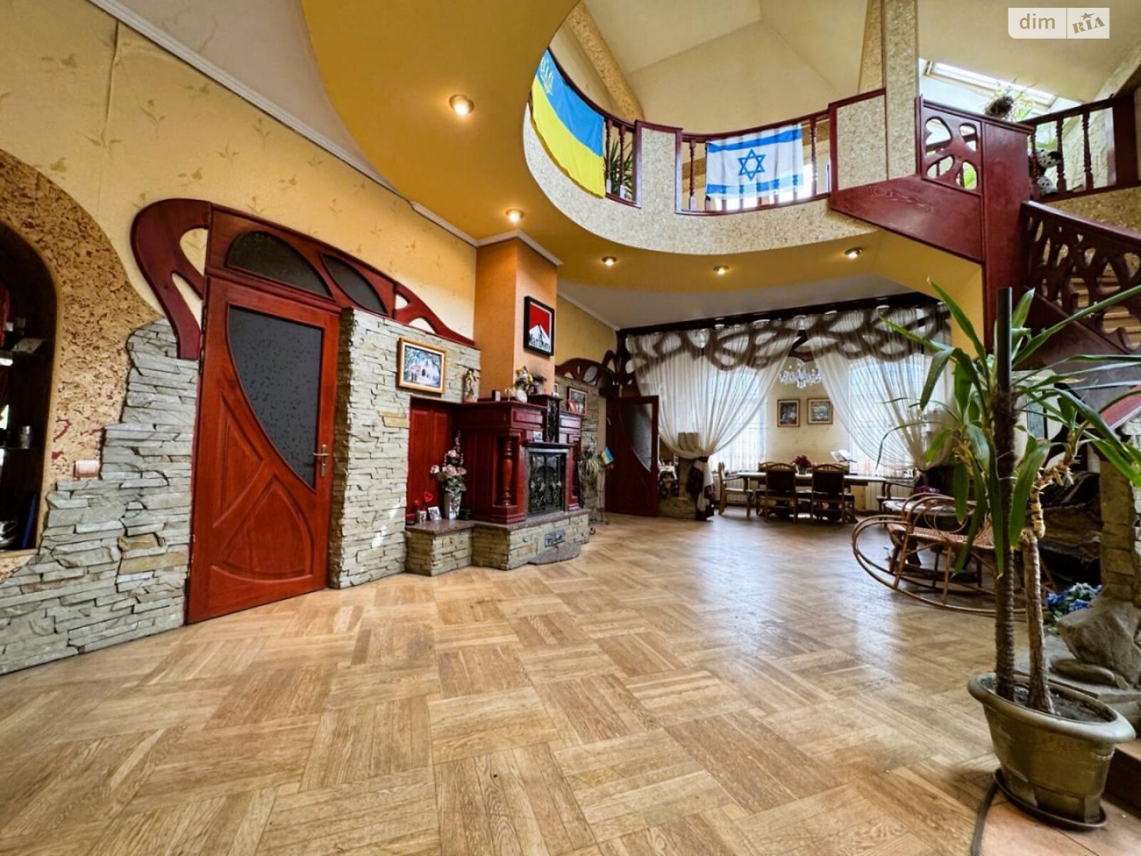 Продажа пятикомнатной квартиры в Львове, на ул. Гушалевича, фото 1