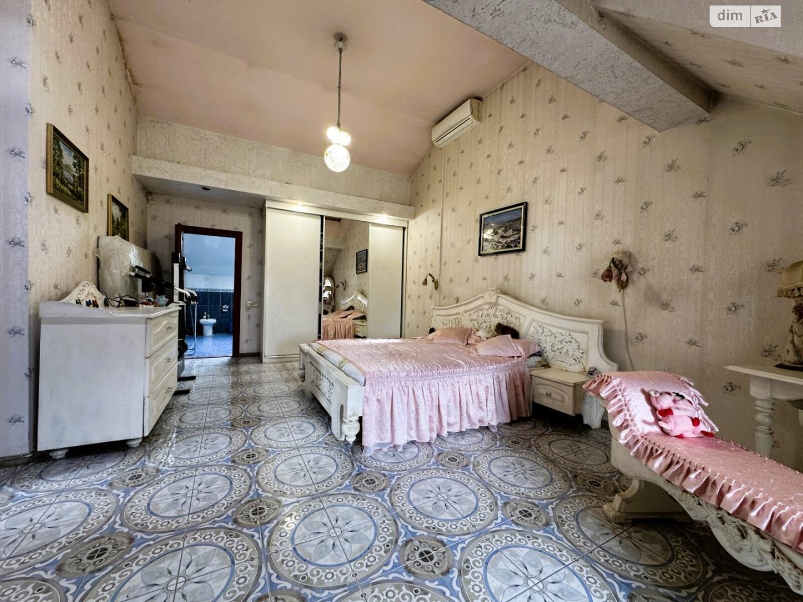 Продажа пятикомнатной квартиры в Львове, на ул. Гушалевича, фото 1