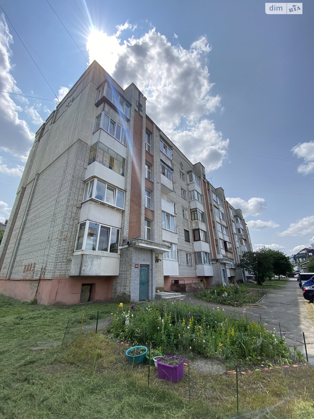 Продаж трикімнатної квартири в Львові, на вул. Хвильового Миколи 2, фото 1 Продаж трикімнатної квартири в Львові, на вул. Хвильового Миколи 2, фото 1