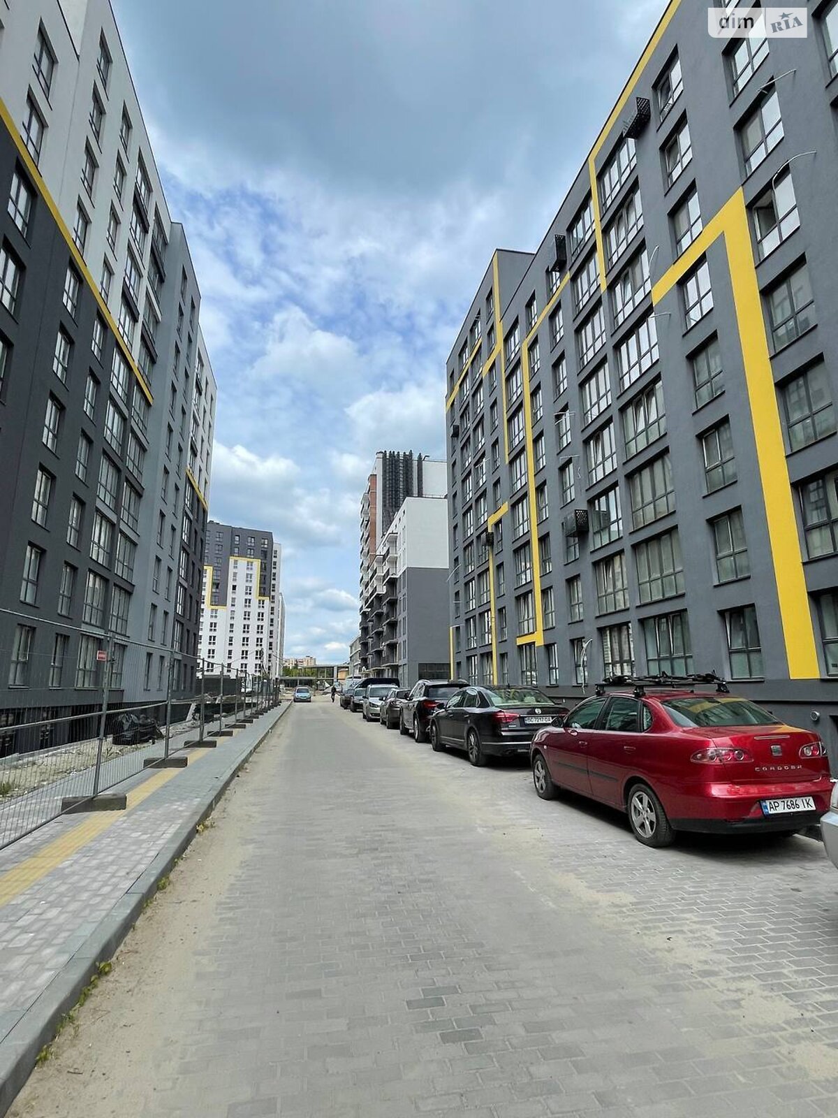 Продажа двухкомнатной квартиры в Львове, на ул. Железнодорожная, фото 1 Продажа двухкомнатной квартиры в Львове, на ул. Железнодорожная, фото 1