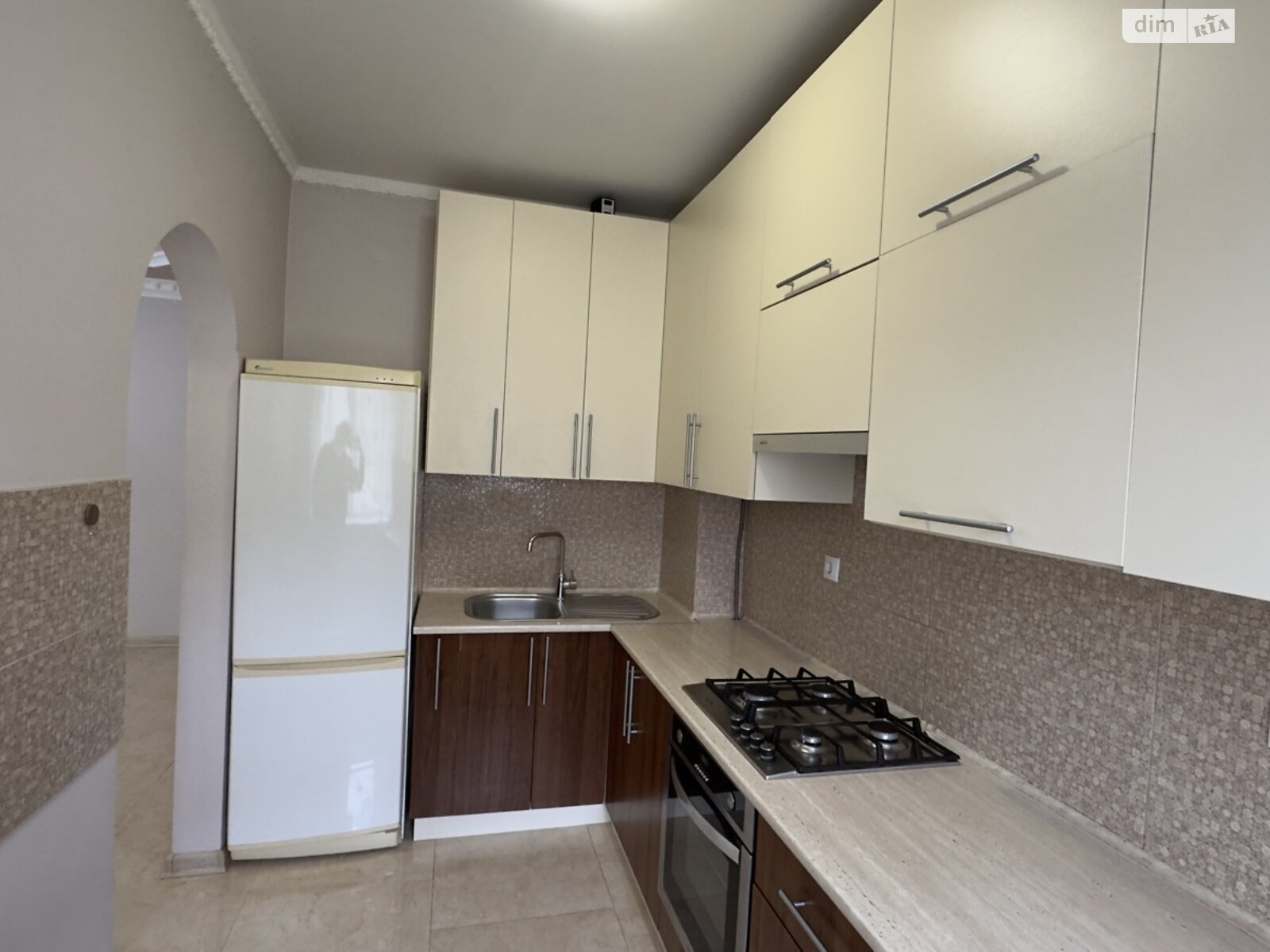 Продажа двухкомнатной квартиры в Львове, на ул. Железнодорожная 7П, район Зализнычный фото 1 Продажа двухкомнатной квартиры в Львове, на ул. Железнодорожная 7П, район Зализнычный фото 1