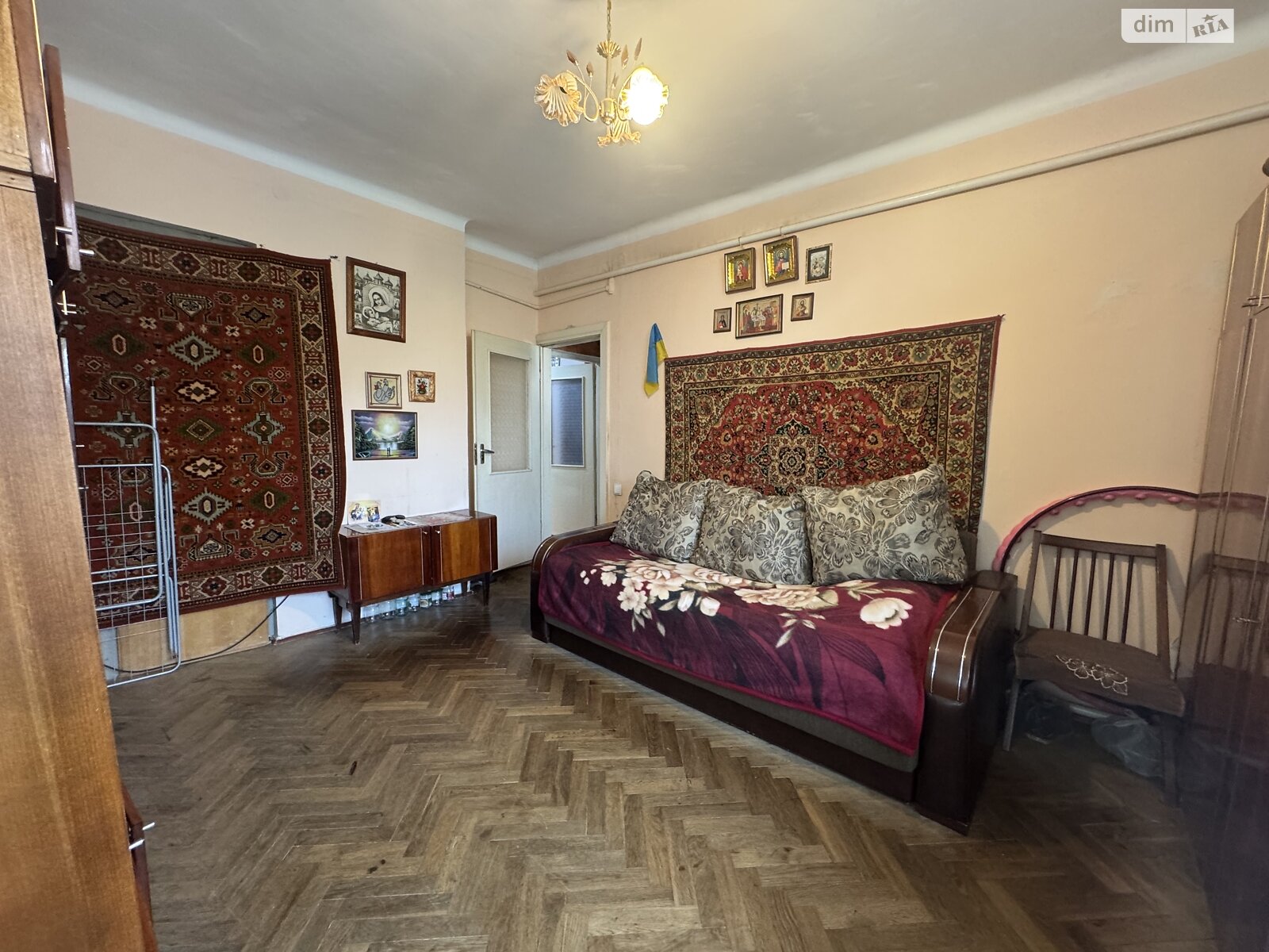 Продажа трехкомнатной квартиры в Львове, на ул. Каганца Марка 48, фото 1 Продажа трехкомнатной квартиры в Львове, на ул. Каганца Марка 48, фото 1
