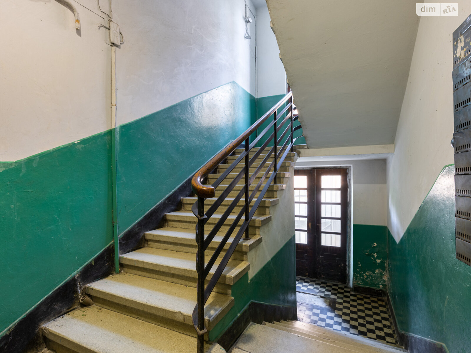 Продажа трехкомнатной квартиры в Львове, на ул. Академика Сахарова Андрея 24, район Кастёловка фото 1 Продажа трехкомнатной квартиры в Львове, на ул. Академика Сахарова Андрея 24, район Кастёловка фото 1