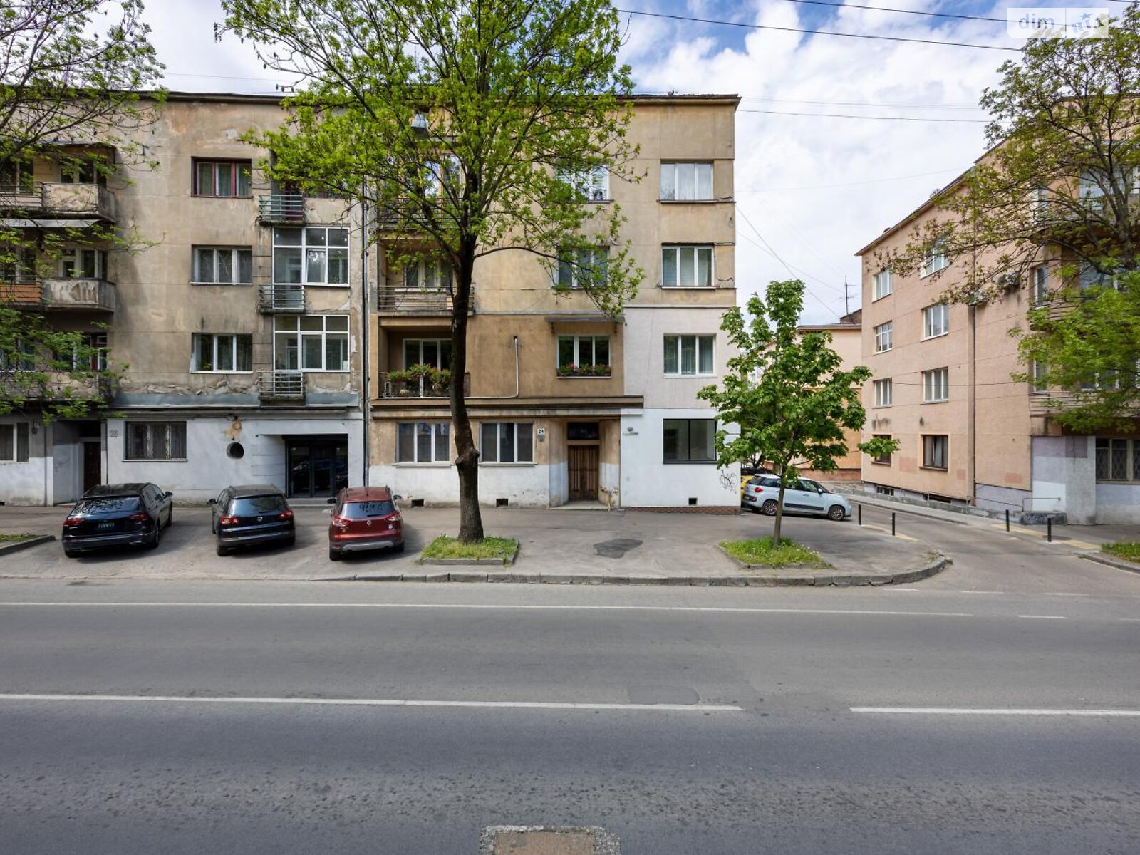Продажа трехкомнатной квартиры в Львове, на ул. Академика Сахарова Андрея 24, район Кастёловка фото 1 Продажа трехкомнатной квартиры в Львове, на ул. Академика Сахарова Андрея 24, район Кастёловка фото 1