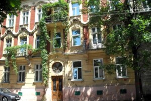 Продажа трехкомнатной квартиры в Львове, на ул. Богуна Ивана 3, район Кастёловка фото 2