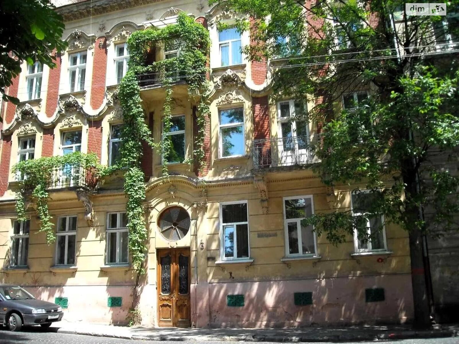 Продажа трехкомнатной квартиры в Львове, на ул. Богуна Ивана 3, район Кастёловка фото 1 Продажа трехкомнатной квартиры в Львове, на ул. Богуна Ивана 3, район Кастёловка фото 1