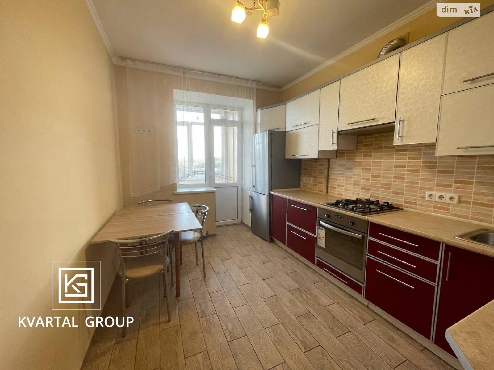 Продаж трикімнатної квартири в Львові, на вул. Черкаська 4, район Кайзервальд фото 1 Продаж трикімнатної квартири в Львові, на вул. Черкаська 4, район Кайзервальд фото 1