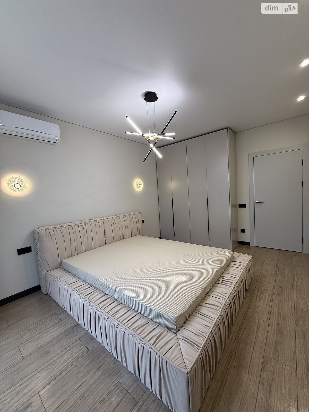 Продаж однокімнатної квартири в Львові, на вул. Хмельницького Богдана 116, район Кайзервальд фото 1 Продаж однокімнатної квартири в Львові, на вул. Хмельницького Богдана 116, район Кайзервальд фото 1