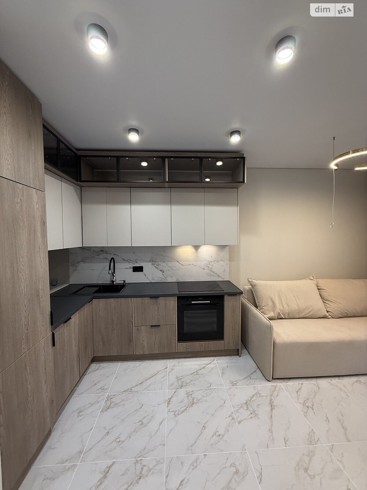 Продаж однокімнатної квартири в Львові, на вул. Хмельницького Богдана 116, район Кайзервальд фото 1 Продаж однокімнатної квартири в Львові, на вул. Хмельницького Богдана 116, район Кайзервальд фото 1