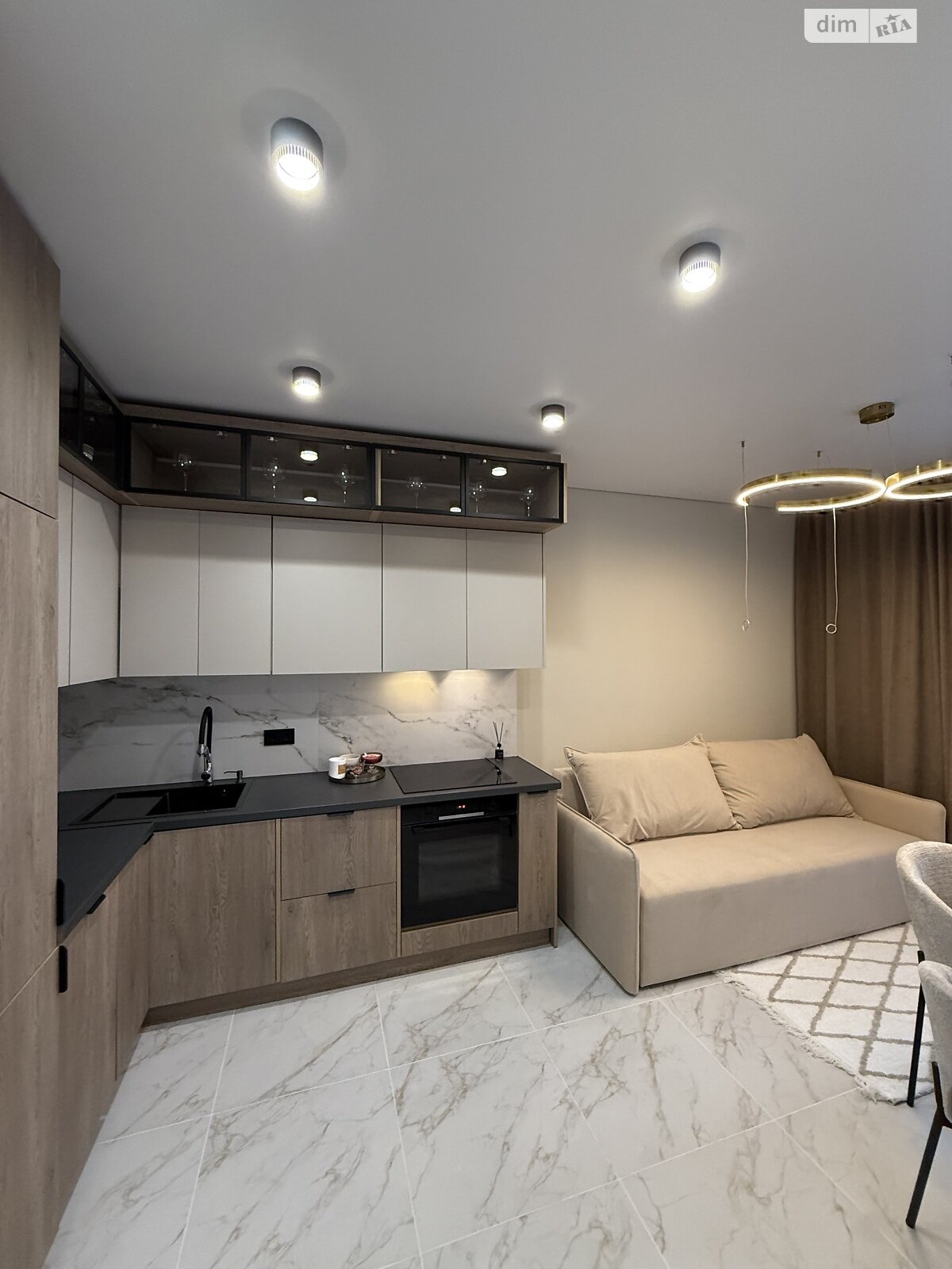 Продаж однокімнатної квартири в Львові, на вул. Хмельницького Богдана 116, район Кайзервальд фото 1 Продаж однокімнатної квартири в Львові, на вул. Хмельницького Богдана 116, район Кайзервальд фото 1