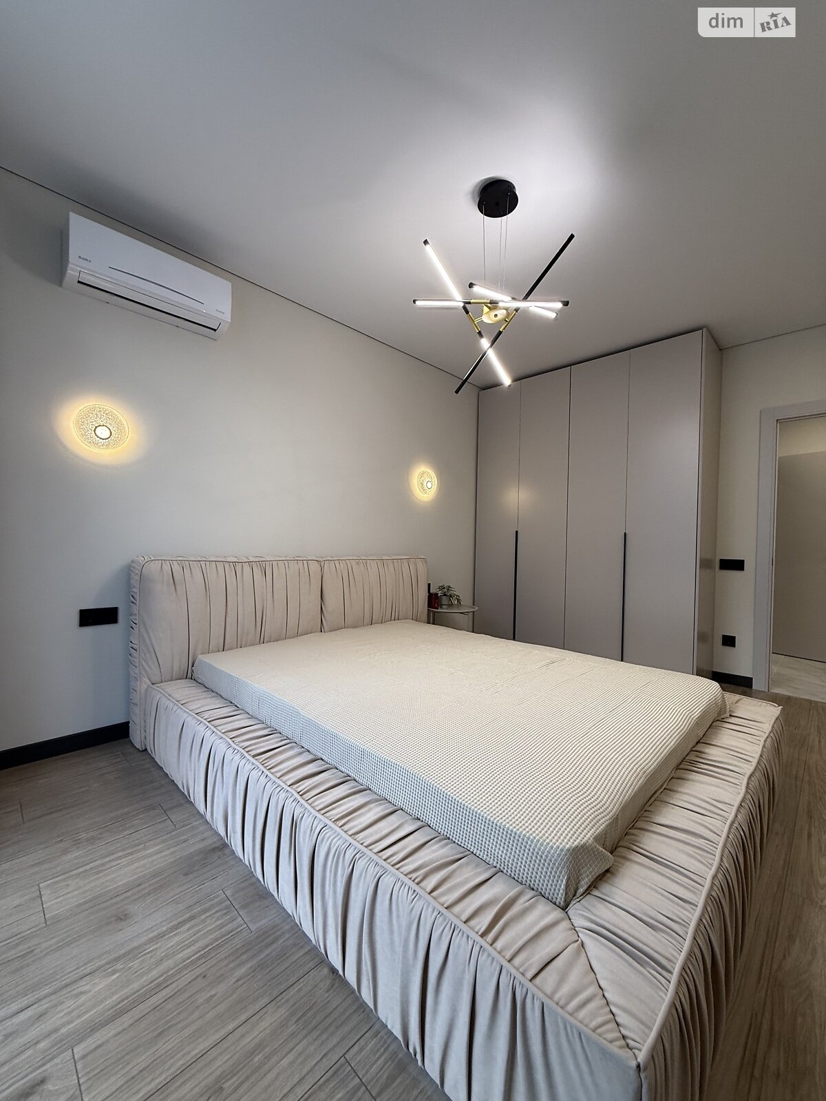 Продаж однокімнатної квартири в Львові, на вул. Хмельницького Богдана 116, район Кайзервальд фото 1 Продаж однокімнатної квартири в Львові, на вул. Хмельницького Богдана 116, район Кайзервальд фото 1