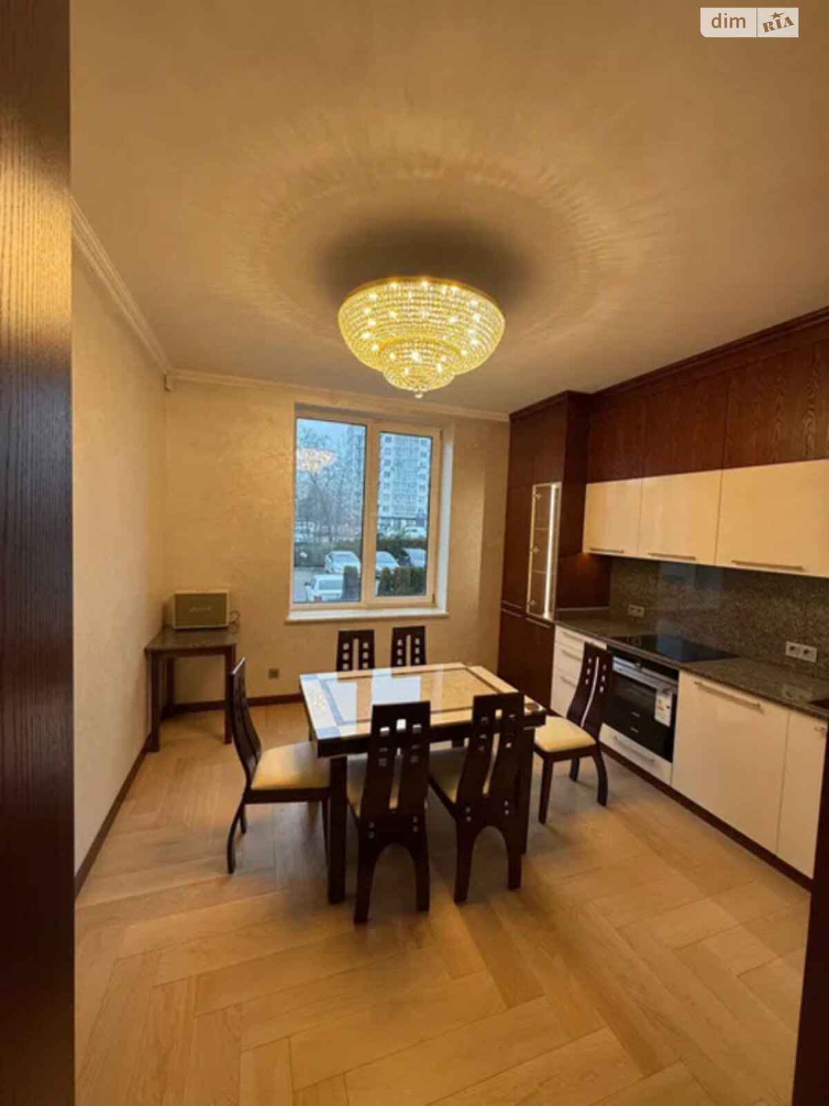 Продажа четырехкомнатной квартиры в Львове, на ул. Хмельницкого Богдана 220, район Кайзервальд фото 1