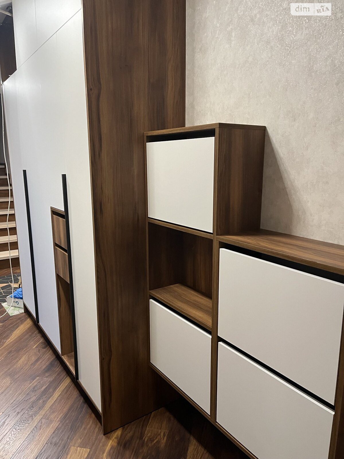 Продаж трикімнатної квартири в Львові, на вул. Єрошенка 14, район Клепарів фото 1 Продаж трикімнатної квартири в Львові, на вул. Єрошенка 14, район Клепарів фото 1