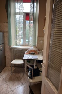 Продажа однокомнатной квартиры в Львове, на ул. Клепаровская 28, район Клепаров фото 2