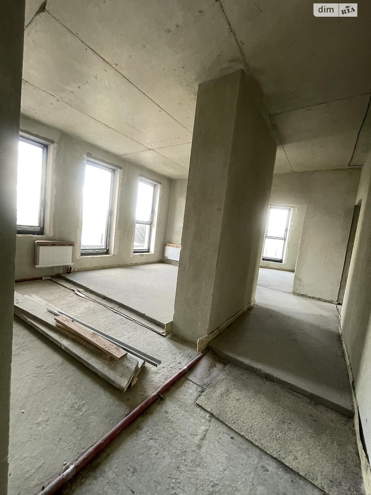 Продажа трехкомнатной квартиры в Львове, на ул. Клепаровская 15, район Клепаров фото 1