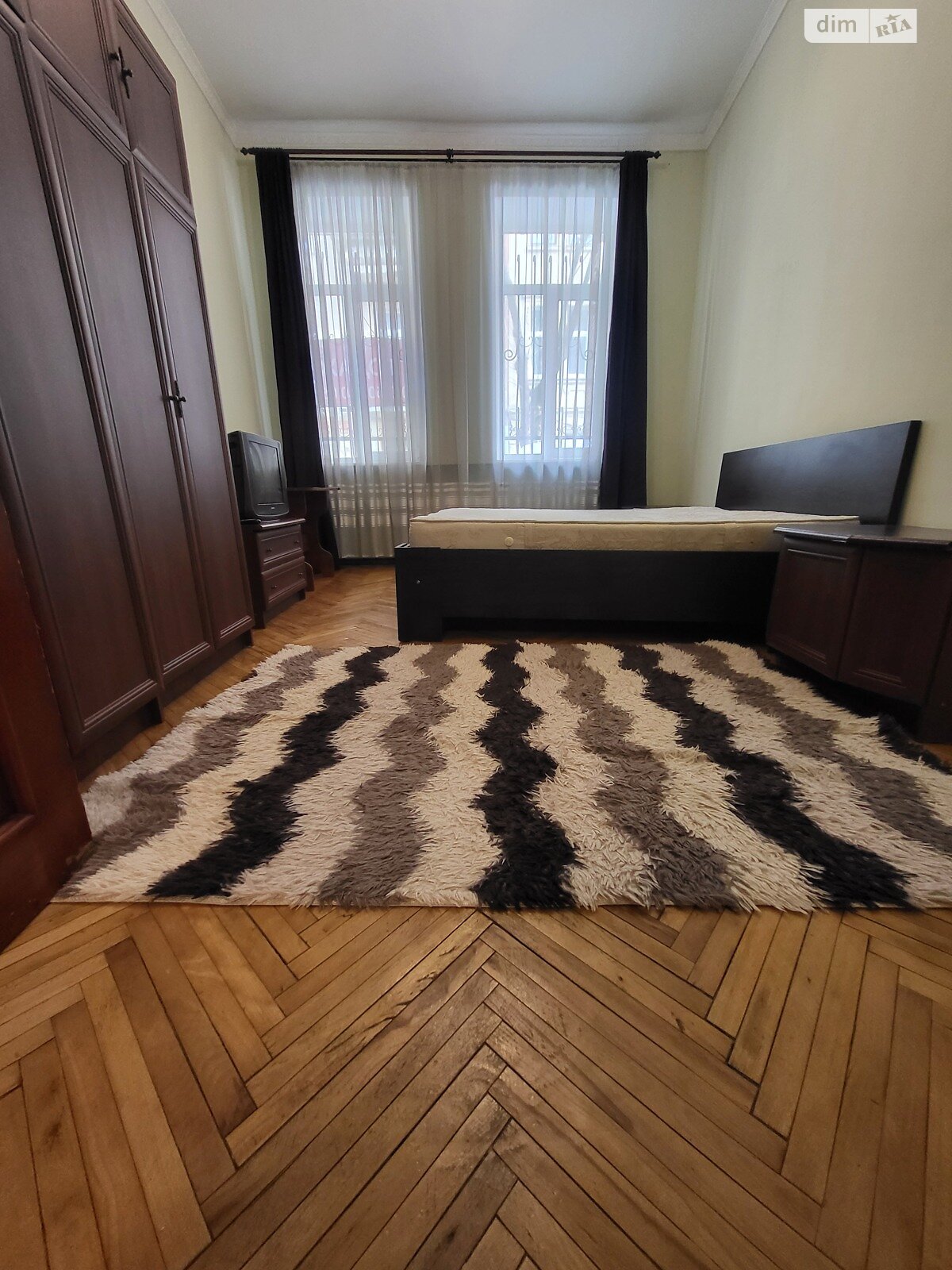Продаж двокімнатної квартири в Львові, на вул. Крехівська 5, район Клепарів фото 1 Продаж двокімнатної квартири в Львові, на вул. Крехівська 5, район Клепарів фото 1