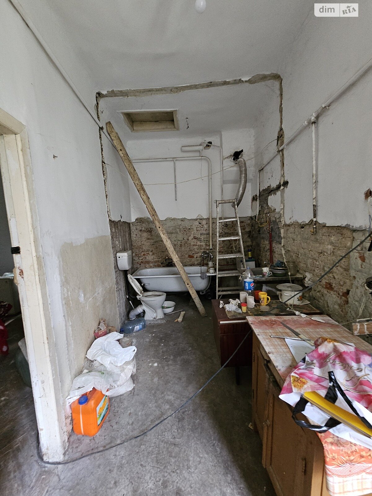 Продажа двухкомнатной квартиры в Львове, на ул. Кучера Академика, район Клепаров фото 1 Продажа двухкомнатной квартиры в Львове, на ул. Кучера Академика, район Клепаров фото 1